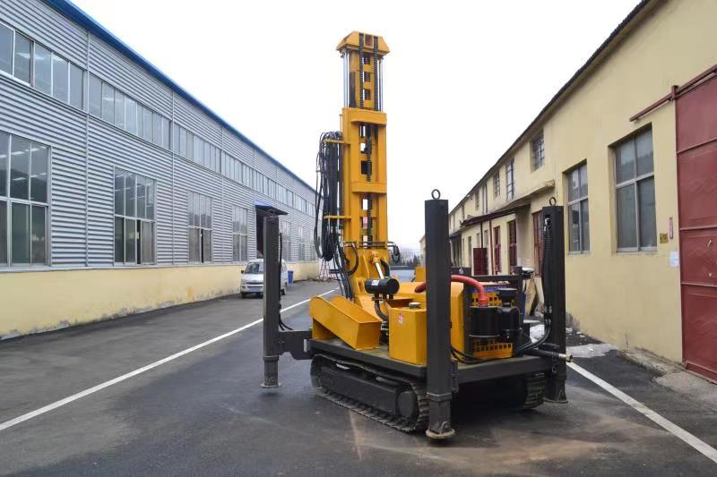 Classification and working principle of water well drilling rig